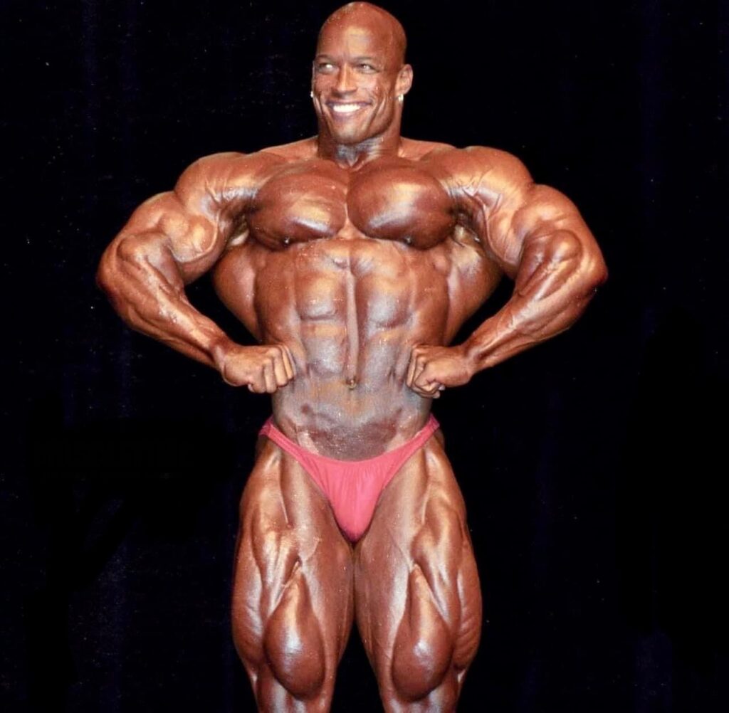 Shawn Ray Posing | buildwithpros.com | BuildWithPros.com Shawn Ray Posing | buildwithpros.com | BuildWithPros.com